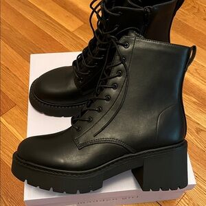 Madden Girl Black Talentt Boots Size 9.5 - NEW